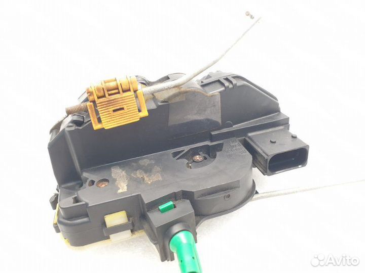 Замок двери задний правый Chevrolet Cruze 1.6