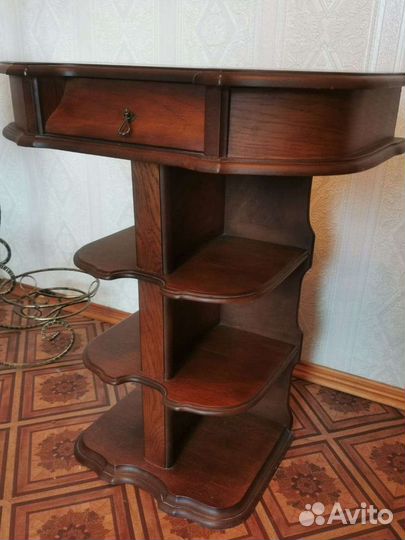 Подставка под телефон, цветы