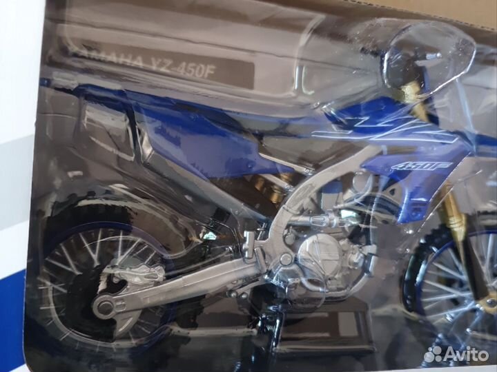 Модель мотоцикла yamaha YZ450F 1:12