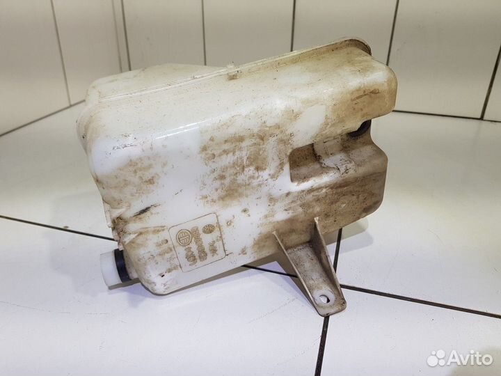 Бачок омывателя (Faw Besturn X80)