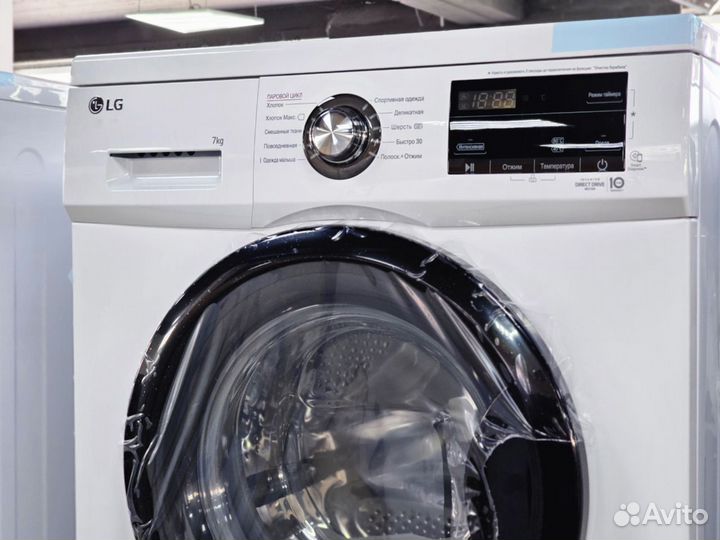 Стиральная машина LG F2J3HS8W белый