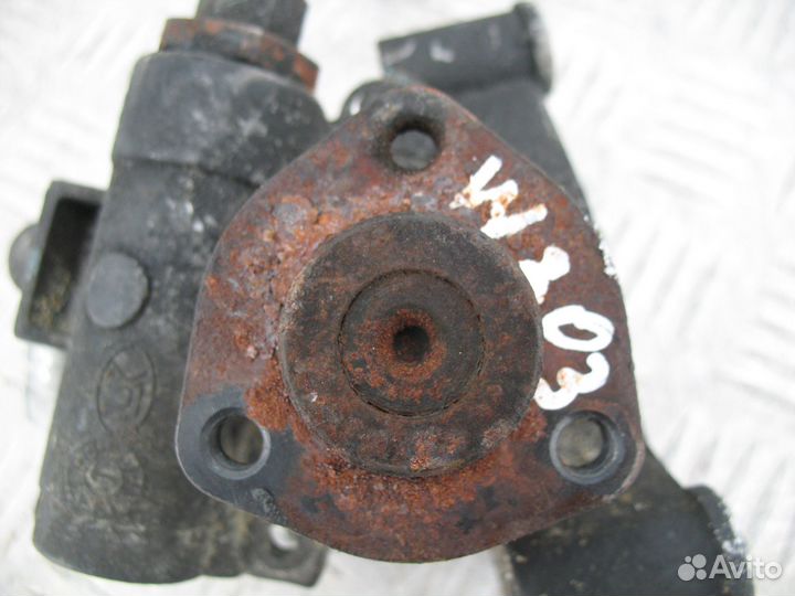 Насос гидроусилителя руля Mercedes Benz W203 2.2D