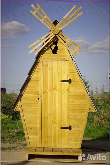 Уличный туалет деревянный KDR