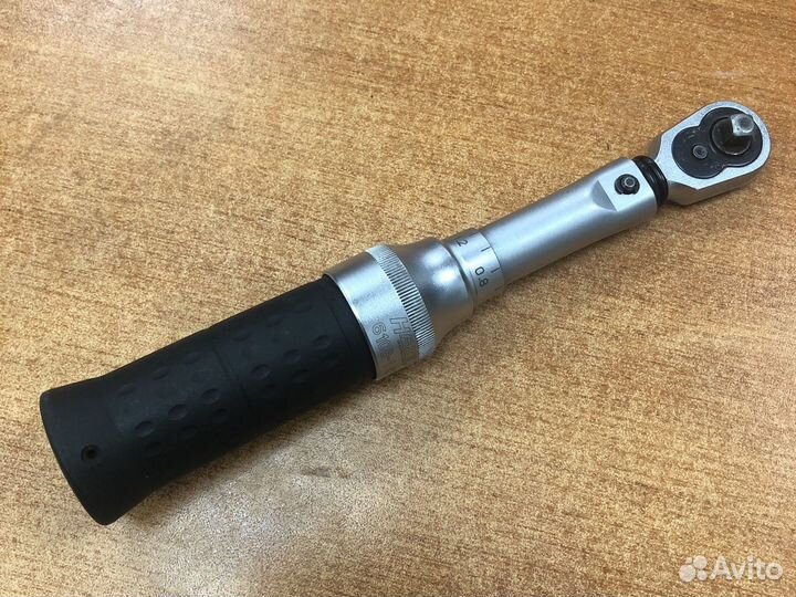 Динамометрический ключ 1/4