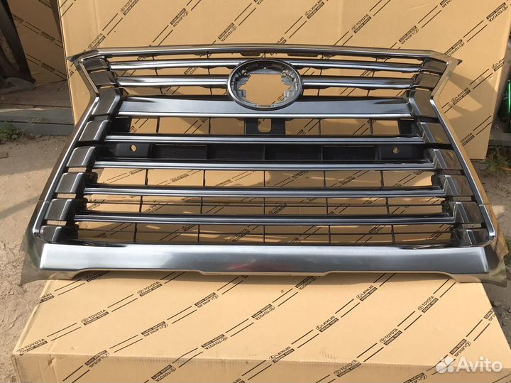 Решетка радиатора Lexus lx 570 Lx450d