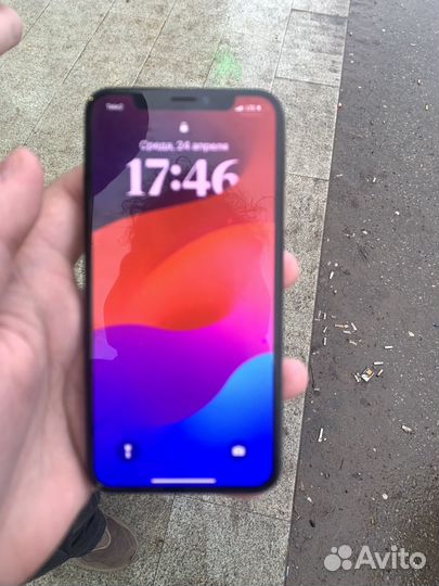 iPhone Xs, 64 ГБ