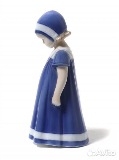 Фарфоровая фигура 