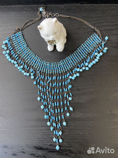 Ожерелье с бирюзовыми камнями