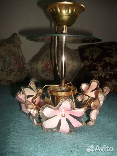 Люстры разные