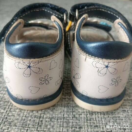 Босоножки для девочки