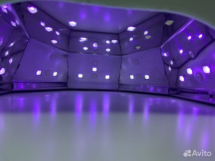 Лампа для ногтей