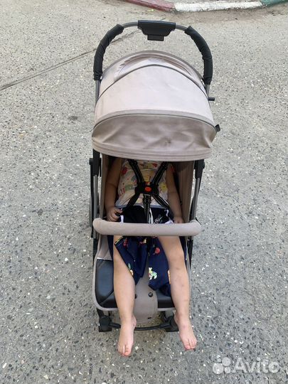 Прогулочная коляска Luxmom