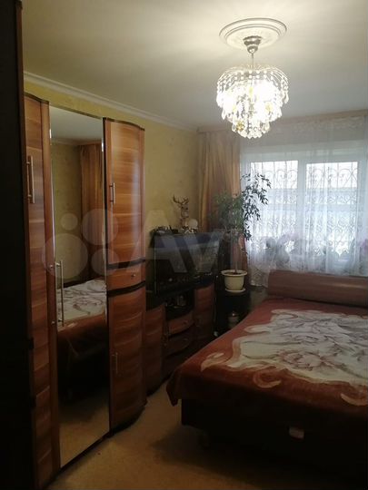 4-к. квартира, 80 м², 1/5 эт.