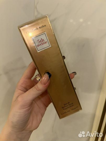 Парфюмерия 5th Avenue Elizhabeth Arden