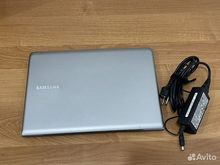 Удобный ноутбук Samsung для работы