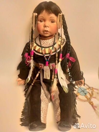 Кукла фарфоровая коллекционная