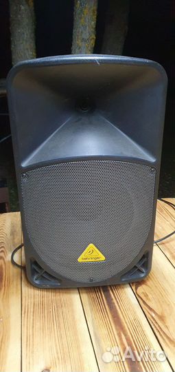 Колонка behringer Eurolive B112D