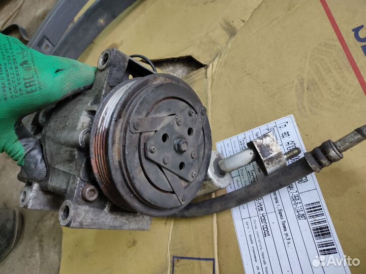 Компрессор кондиционера Infiniti FX35 FX45 2002-09