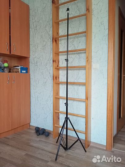 Стойка штатив