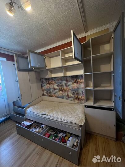 Модульная стенка в детскую