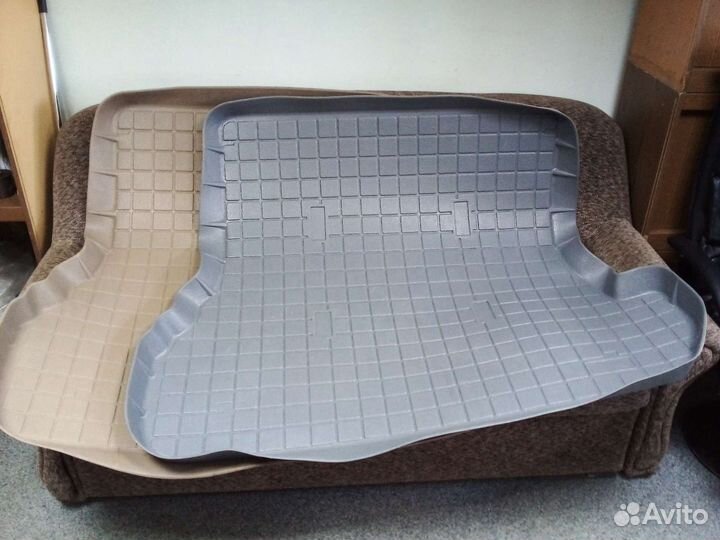 Коврик в багажник Toyota Land Cruiser 100, LX 470