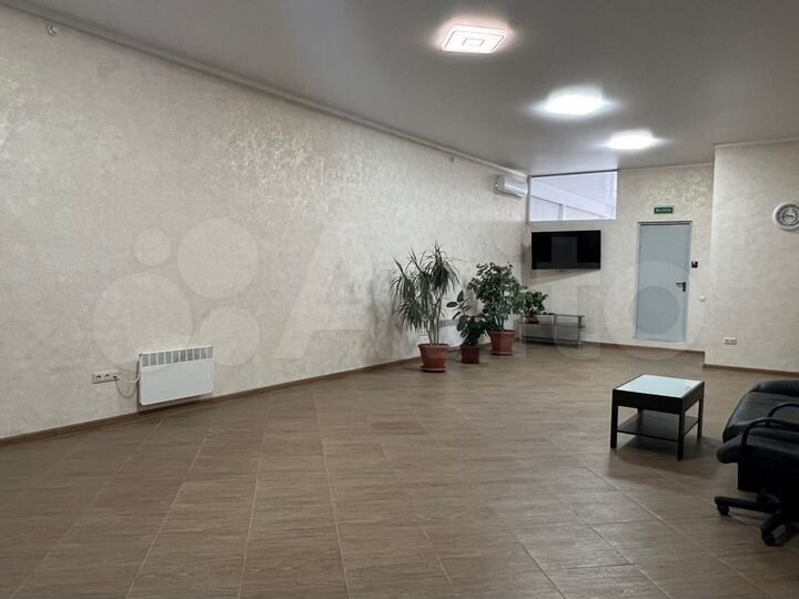 Торговая площадь, 65 м²