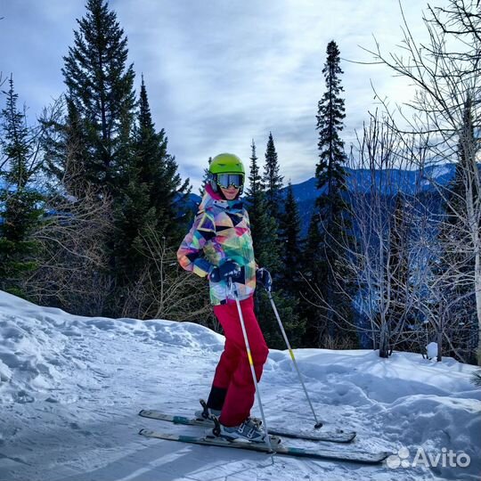Горнолыжная куртка женская