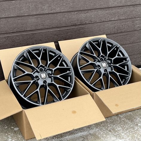 Литые диски HRE P200 8×R18 5×114.3