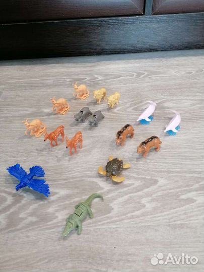 Игрушки киндера натунс 2022