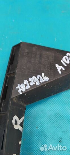 Направляющая стекла передней правой двери Kia Sou