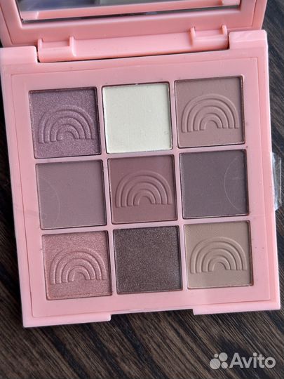 Палетка теней 9 цветов 2 шт новые