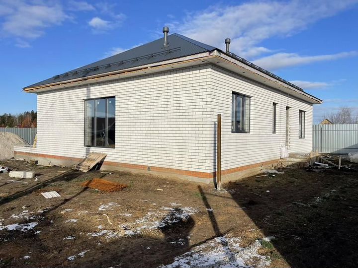 Коттедж 110 м² на участке 7 сот.