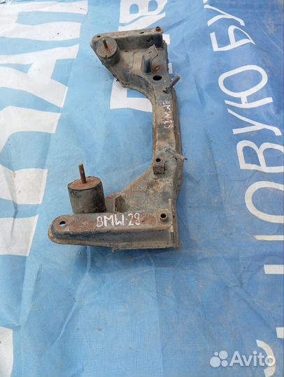 Подрамник передний BMW e28