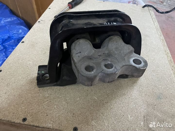 Подушка двигателя на опель антару 2.4