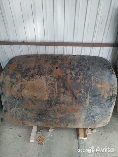 Капот, багажник и двери на Волгу газ-21