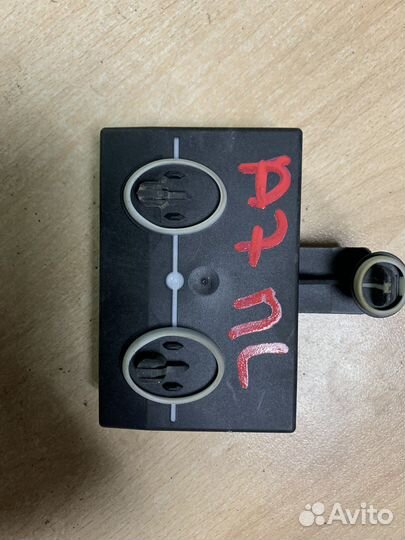 Блок комфорта передней левой двери Octavia A7