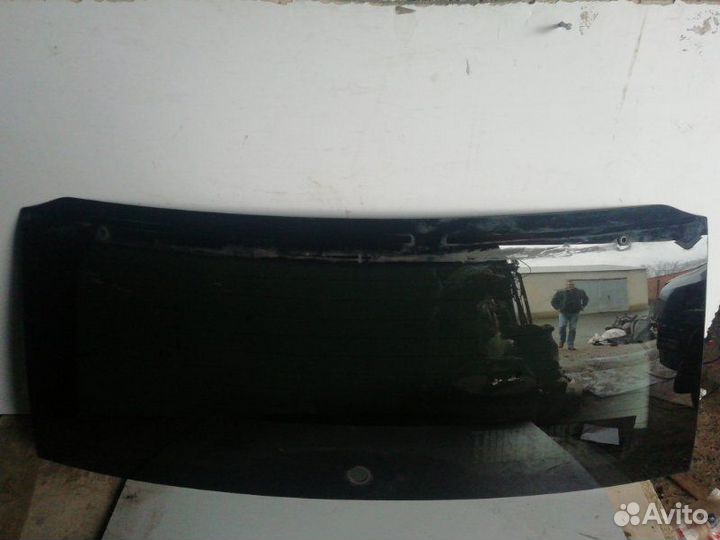 Стекло двери багажника заднее Ford C-Max минивэн