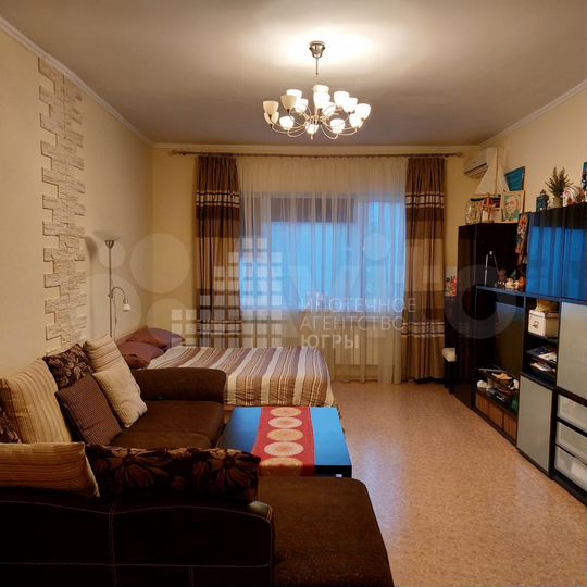 2-к. квартира, 82 м², 4/5 эт.