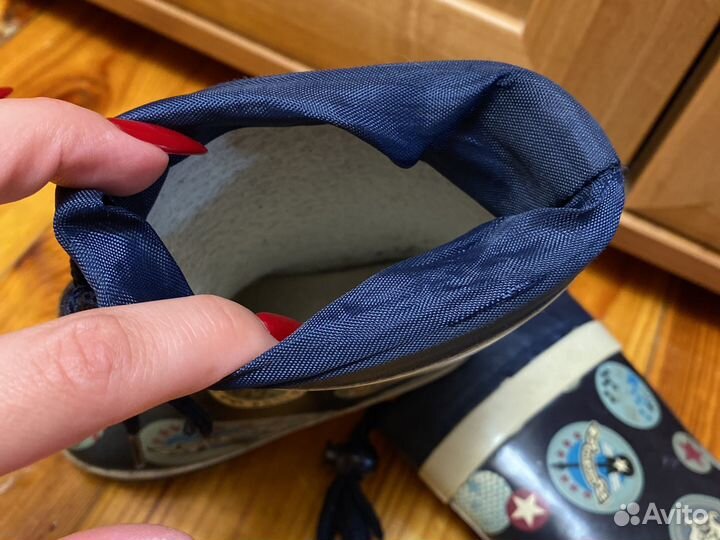 Детские резиновые сапоги