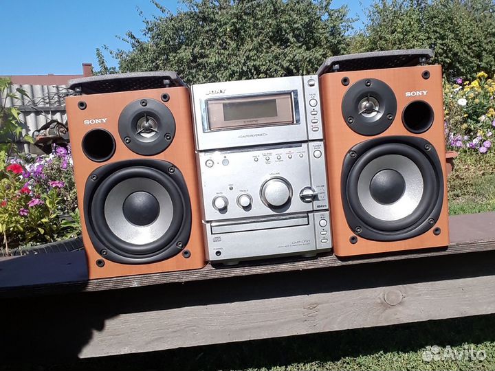 Музыкальный центр sony