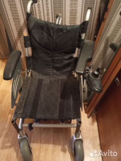 Инвалидная коляска с электроприводом