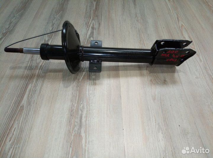 Амортизатор стойка зад Renault duster