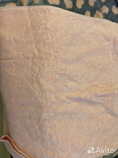 Махровые полотенца новые