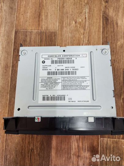 Магнитола головное устройство jeep wk2