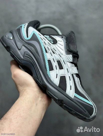 Стильные и удобные кроссовки Asics Gel-Task