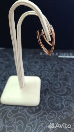 Золотые серьги