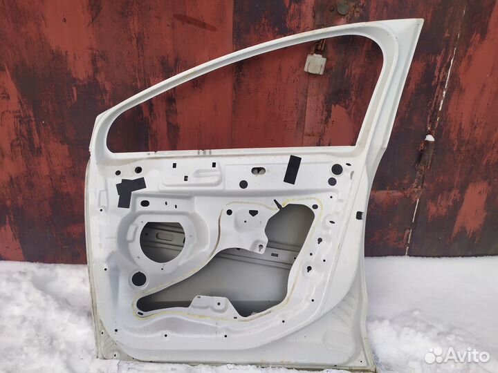 Peugeot 3008 дверь передняя правая