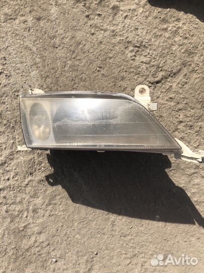 Фара левая toyota carina