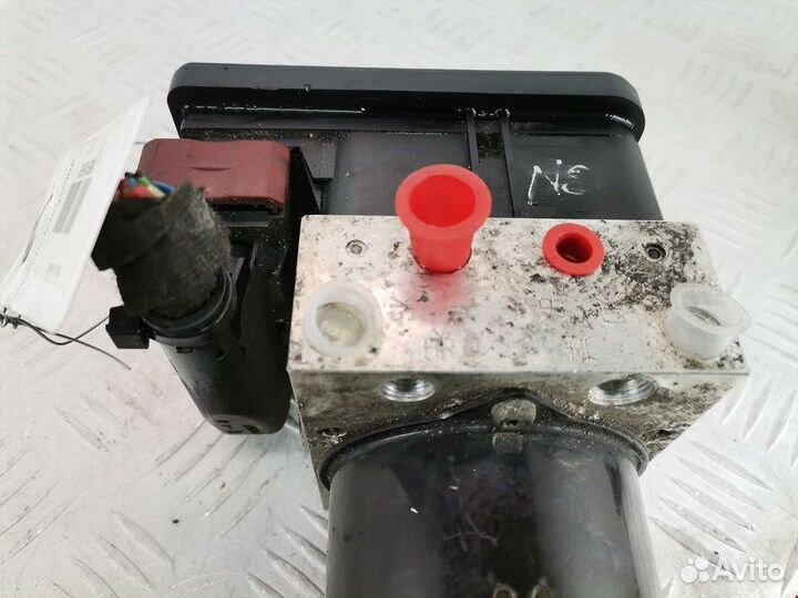 Блок ABS для Opel Zafira B 93191517