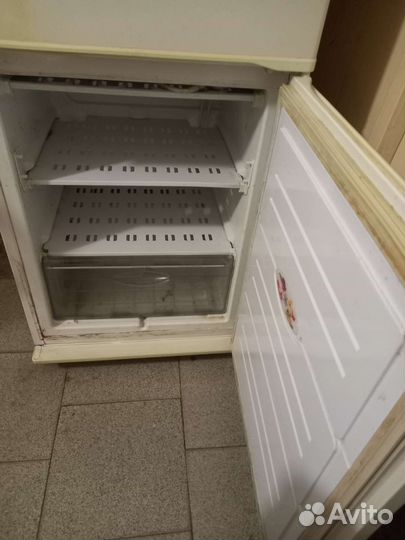 Холодильник бу